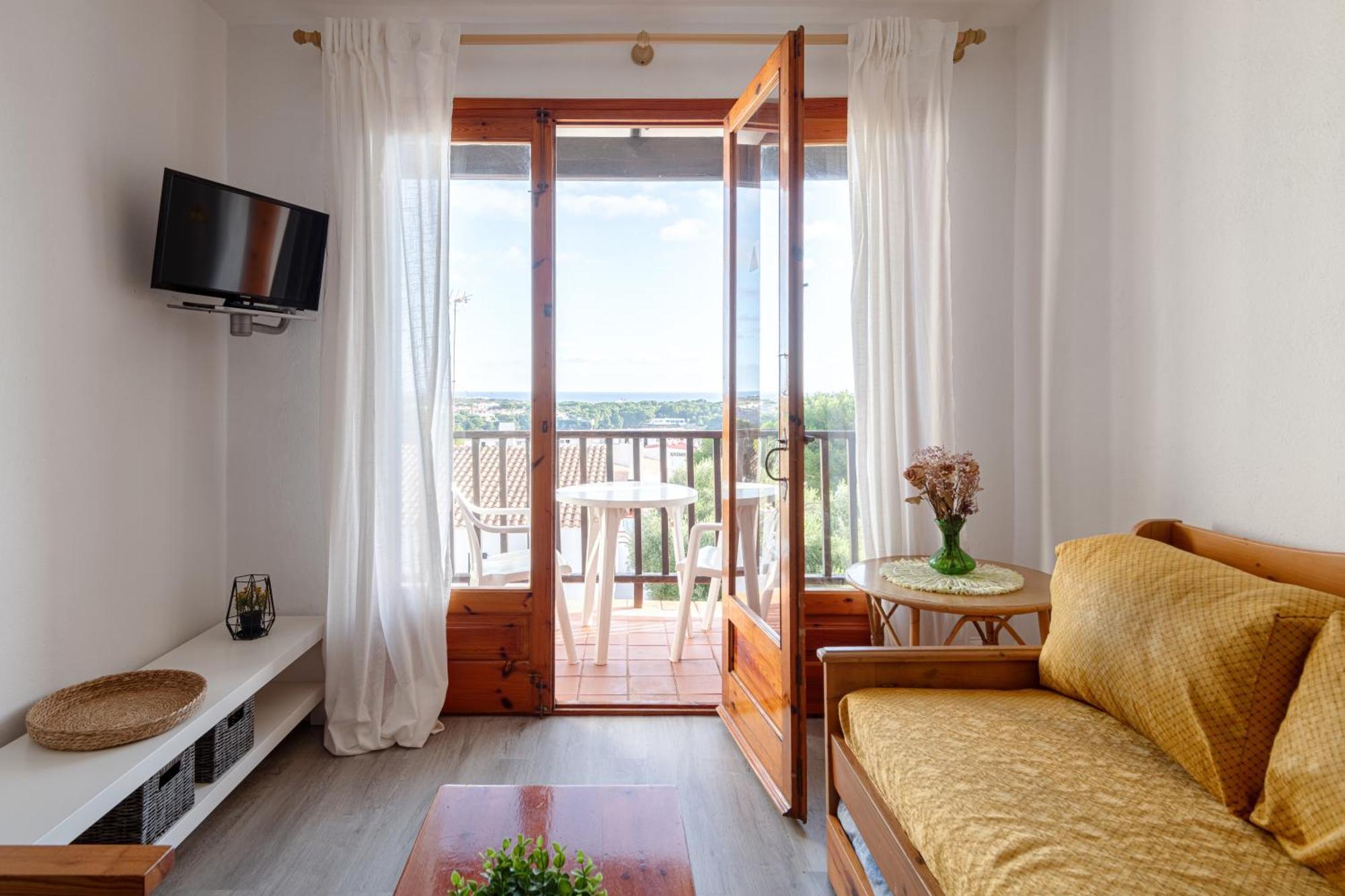 Апартаменты Menorca Sol Isla Ареналь-д'эн-Кастель Экстерьер фото